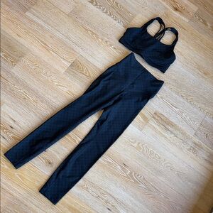 Lululemon bra/legging set